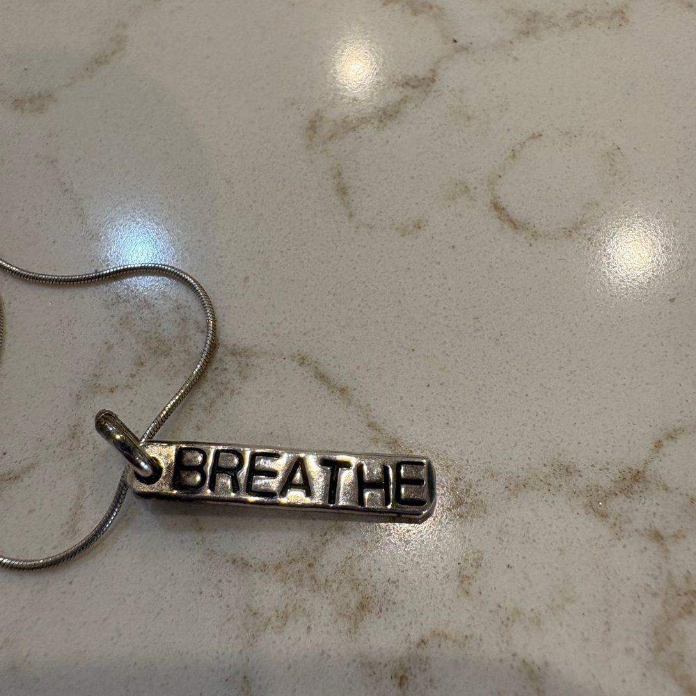 Silver Breathe Necklace